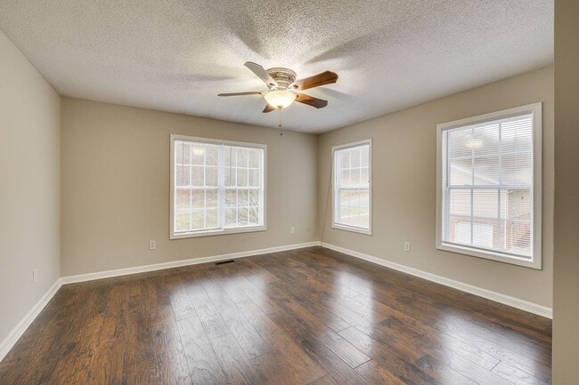 Building Photo - 3817 Rockford St