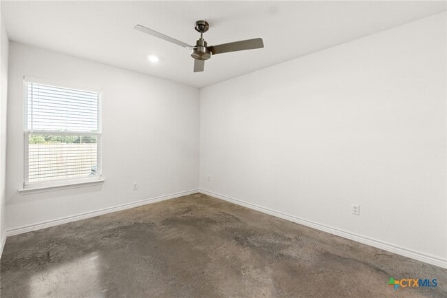 Building Photo - 1259 Concord Dr