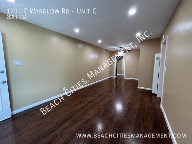 Building Photo - 1711 E Wardlow Rd
