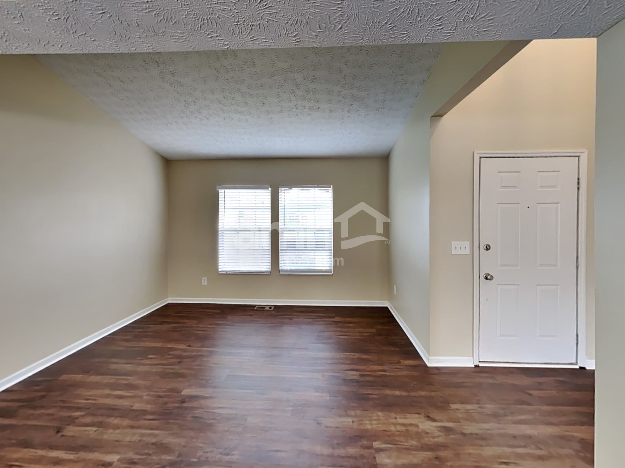 Building Photo - 9255 Ruston Ln