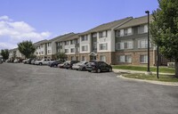 Building Photo - Pine Tree Apartments