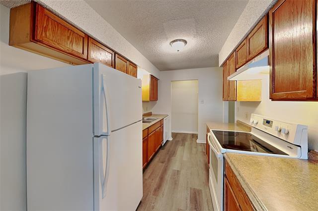 Building Photo - 3405 Republic Dr