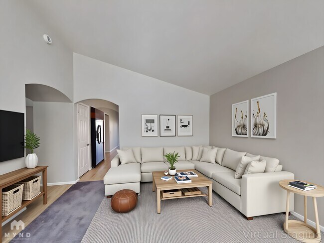 Building Photo - 1424 W Central Ave