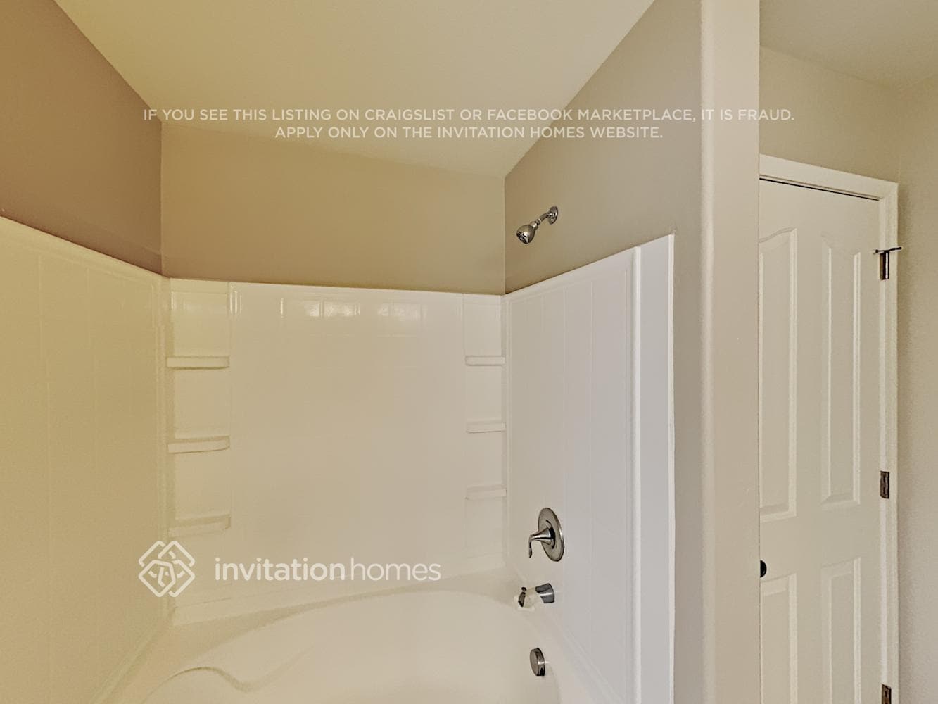 Building Photo - 932 S Sabino Dr