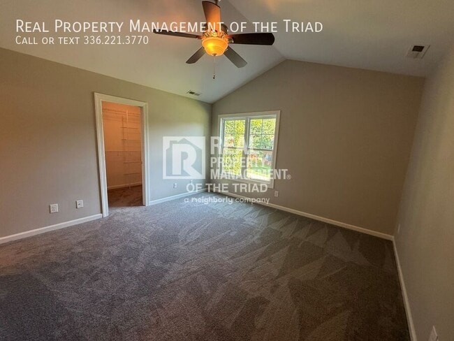 Building Photo - 2234 Nettlebrook Dr