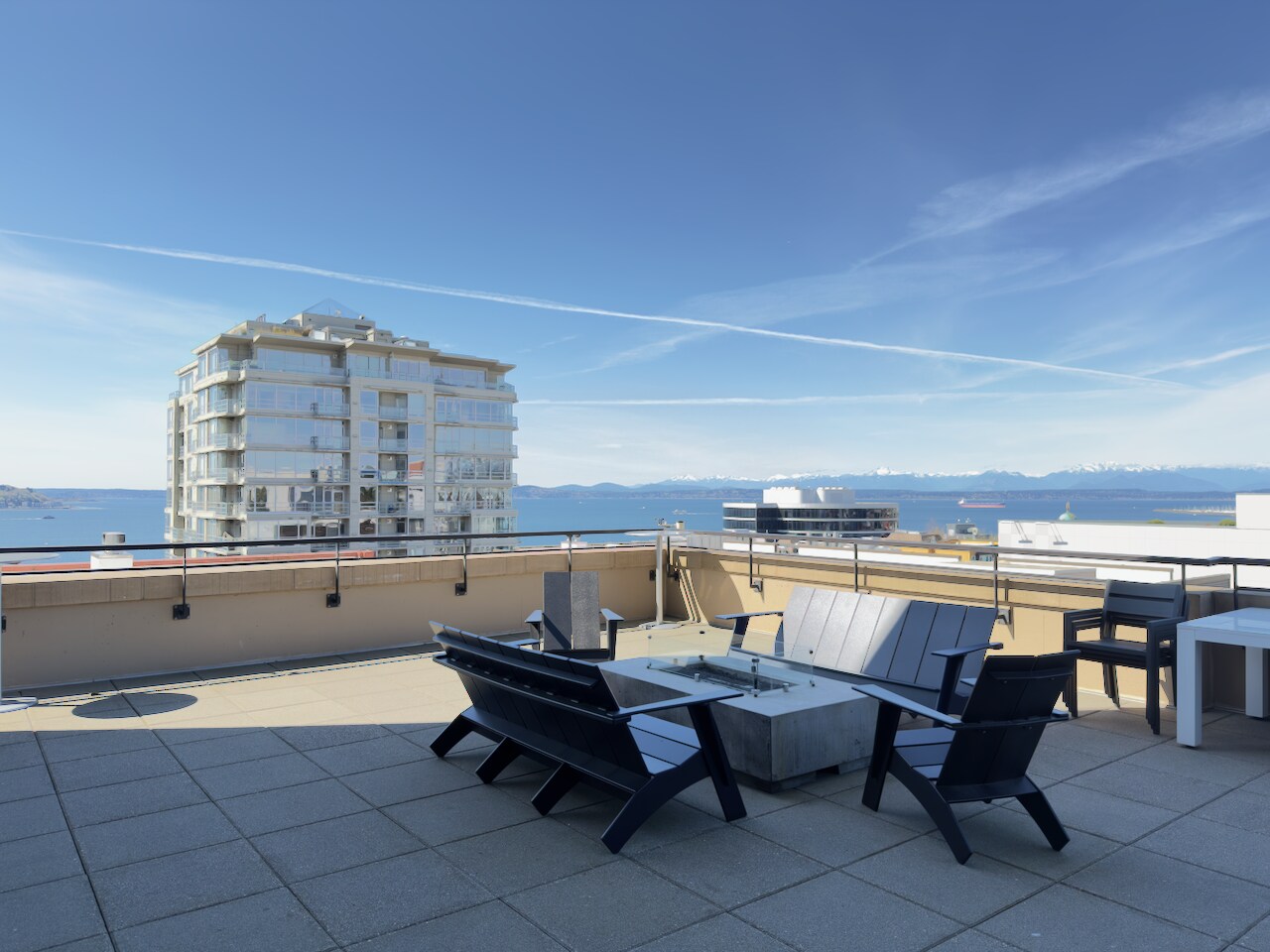 Building Photo - 2911 2nd Ave