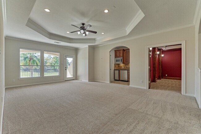 Building Photo - 23 Player Oaks Pl