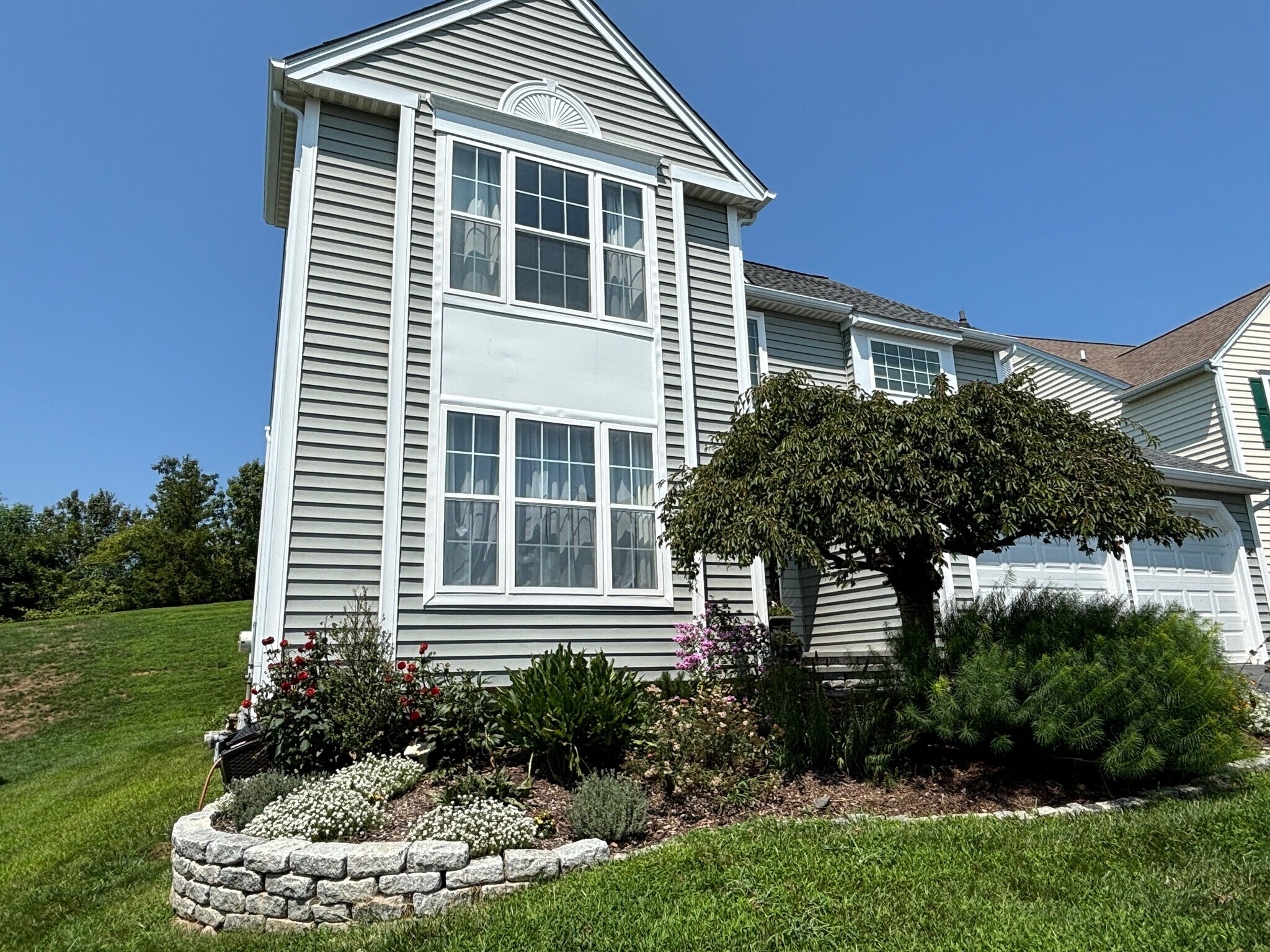 Building Photo - 418 Carpenters Cove Ln