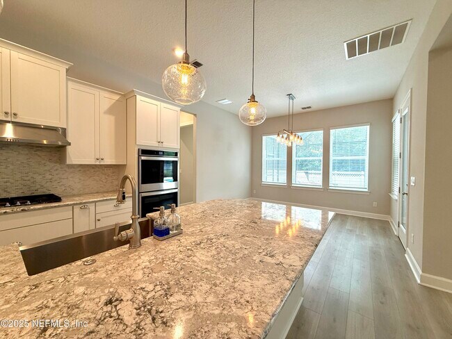 Building Photo - 505 Windwalker Dr
