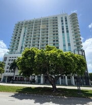 Building Photo - 2525 SW 3rd