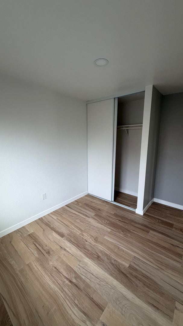 Building Photo - New ADU Build 1BR/1BA Available Now