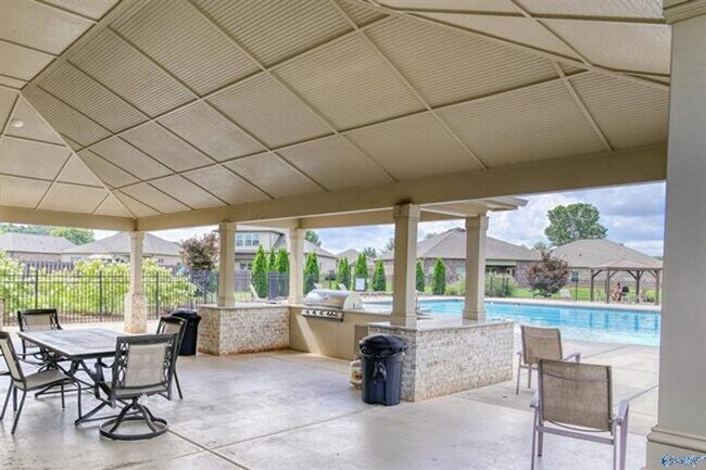 Building Photo - 124 Oak Fletcher Dr