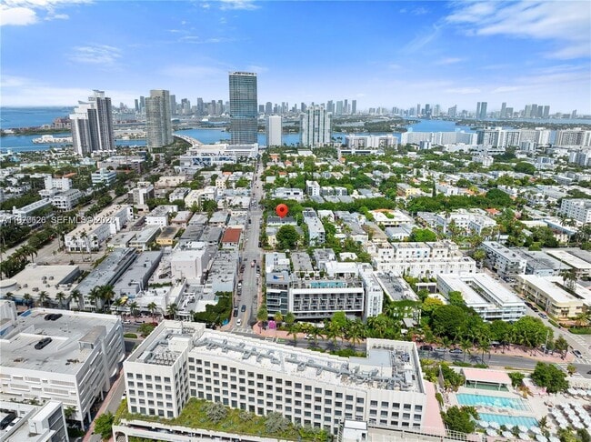 Building Photo - 731 6th St