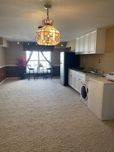 Building Photo - 46416 Springwood Ct