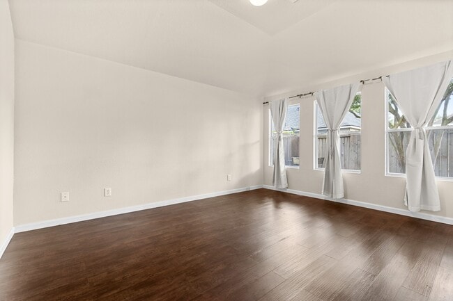 Building Photo - 2306 Urban Forest Ct