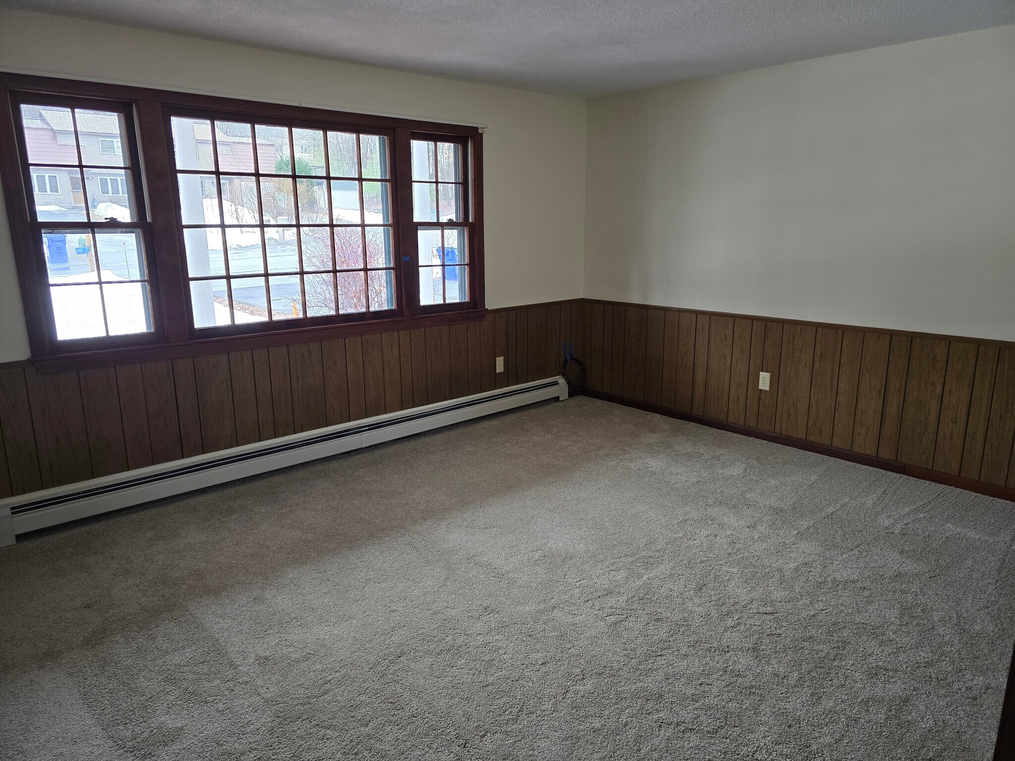 Building Photo - 64 Pershing St