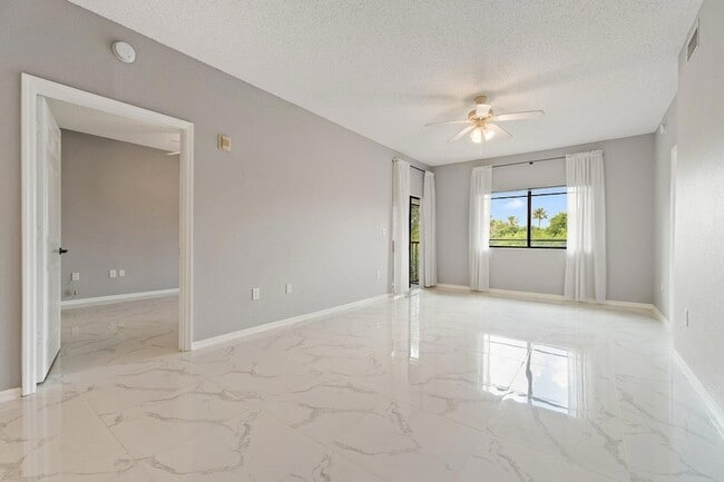 Building Photo - 2917 Tuscany Ct