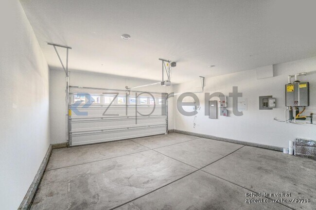 Building Photo - 12812 Herringbone Way