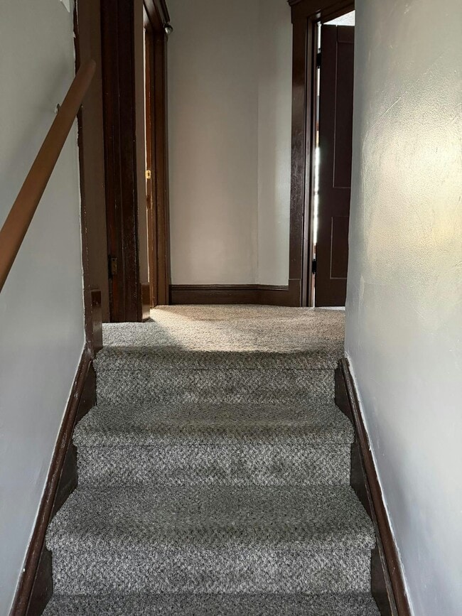 Building Photo - 3631 E 133rd St