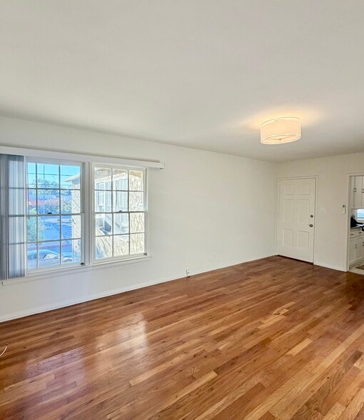 Building Photo - 2338 Keeler St