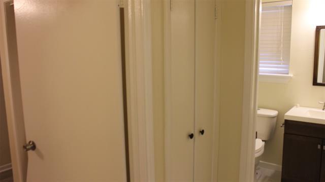 Building Photo - 3202 Burgandy Dr
