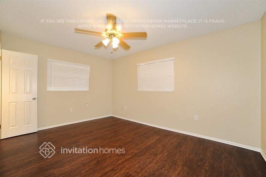 Building Photo - 312 48th St W