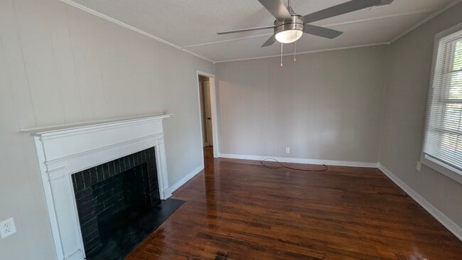 Building Photo - 807 McArthur Blvd