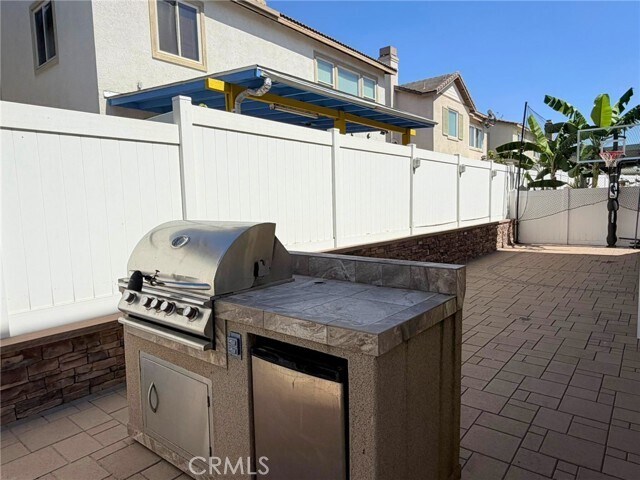 Building Photo - 8540 Blue Spruce St