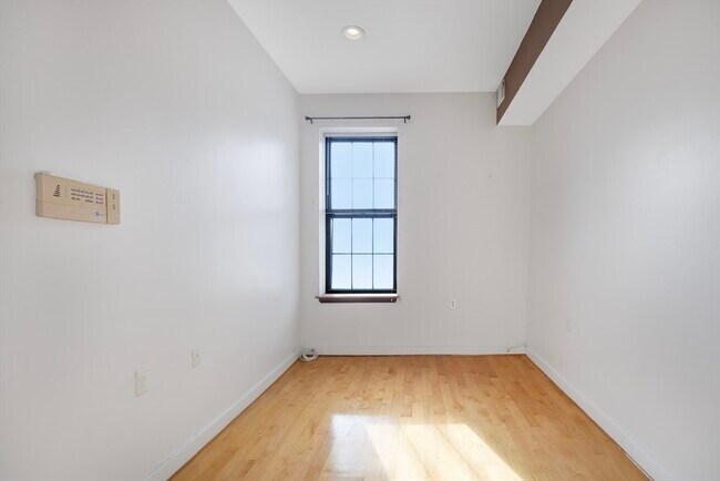 Building Photo - 14 John Eliot Sq