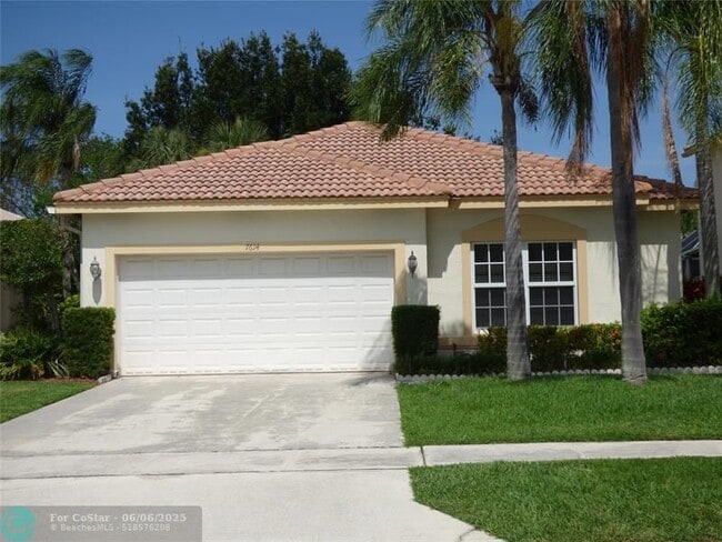 Primary Photo - 7614 Colony Lake Dr