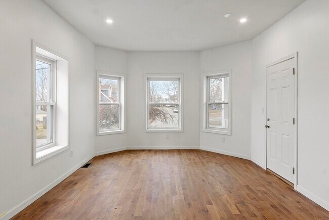 Building Photo - 19 Furber Ave