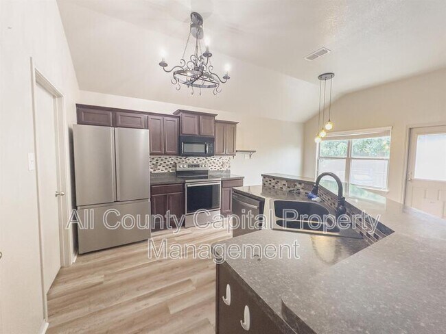 Building Photo - 2707 Burlington