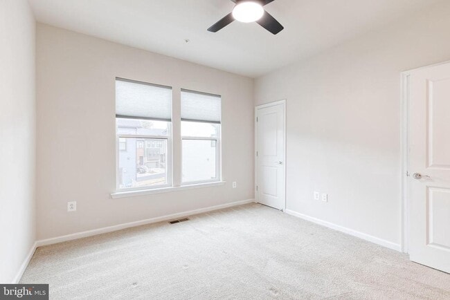 Building Photo - 297 Freshet Ln