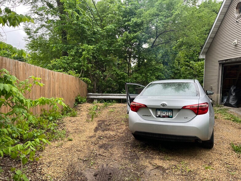 Dead end Alleyway - 1054 Desoto St