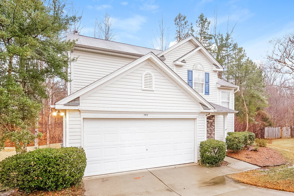 Building Photo - 1912 Waters Trail Dr