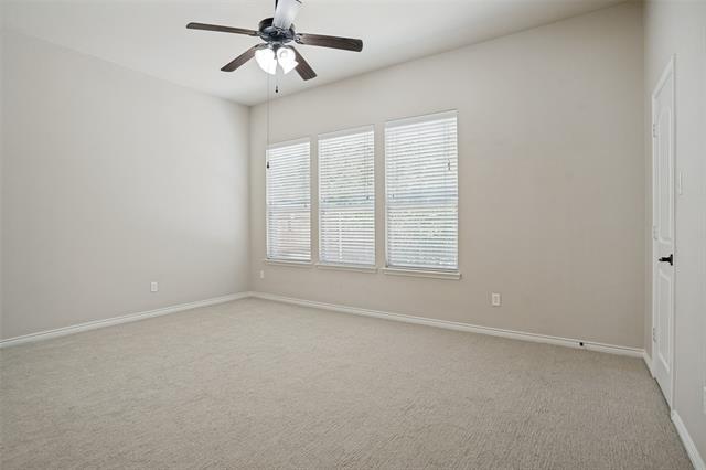 Building Photo - 9404 National Pines Dr