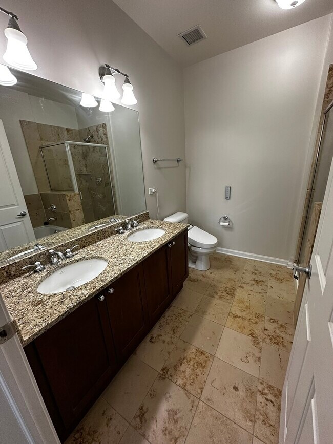 Building Photo - 1464 S Michigan Ave