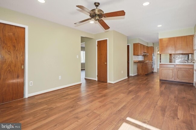 Building Photo - 10624 Marbury Rd