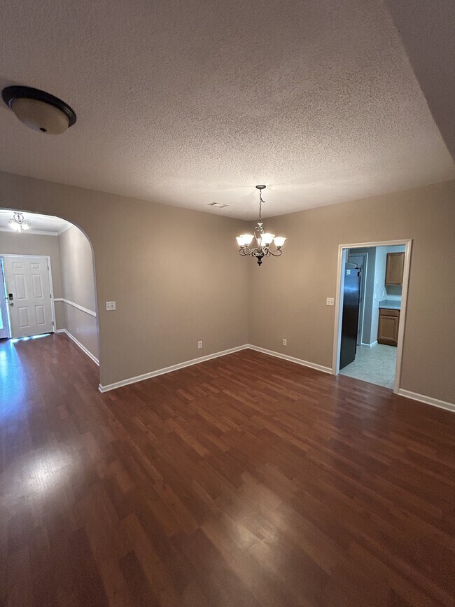 Building Photo - 141 Barnes Ct