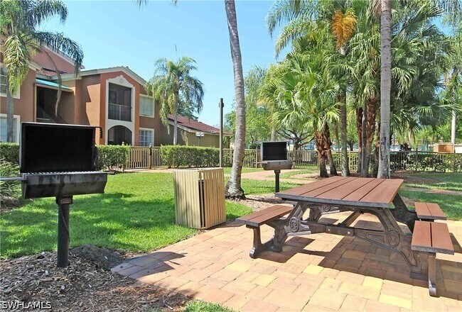 Building Photo - 1160 Reserve Way