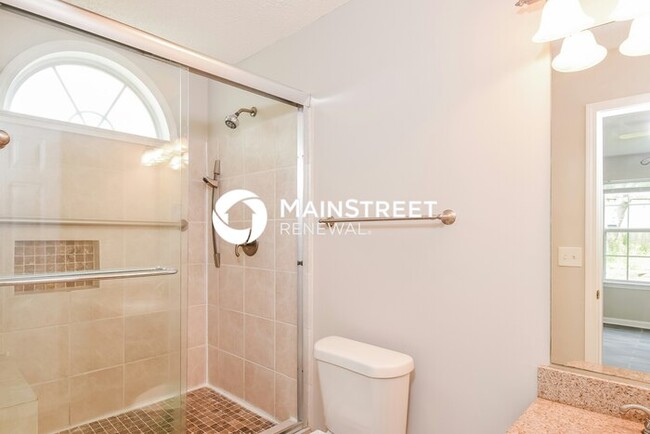 Building Photo - 412 Windstream Dr SW
