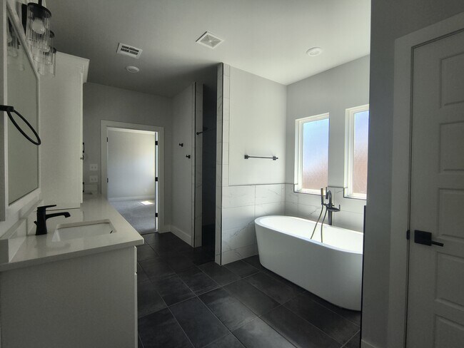 Building Photo - 9212 NW 147th Terrace