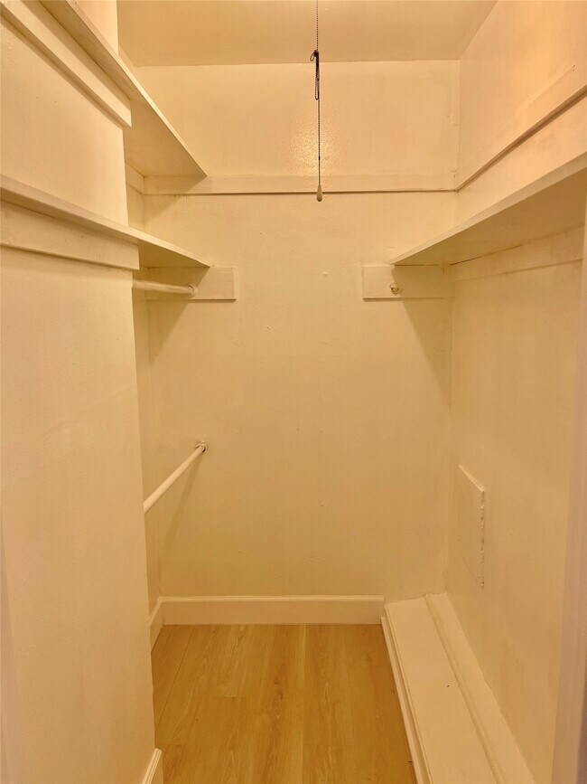 Building Photo - 3400 Timmons Ln