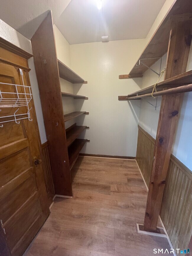 Building Photo - 110 Adelaide St