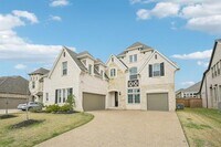 Building Photo - 1640 Ranch House Rd