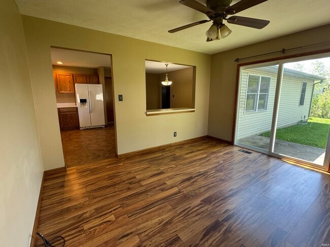 Building Photo - 6155 Glacier Dr