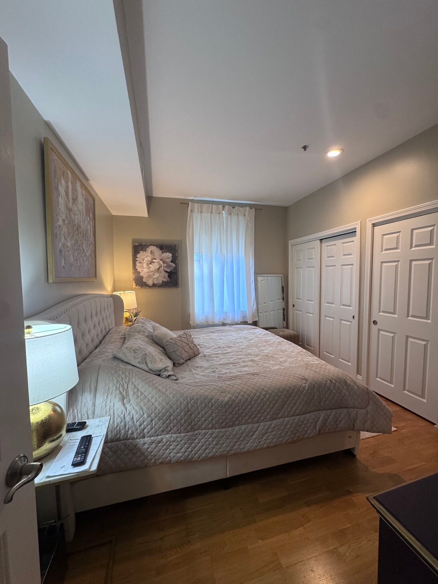 Building Photo - 17 Central St