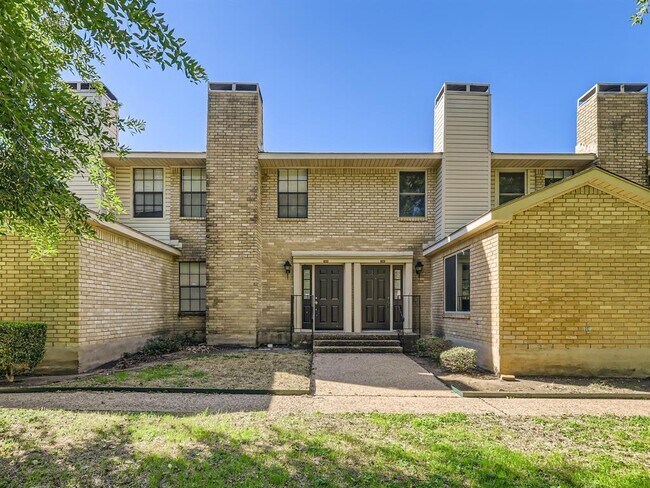 Primary Photo - 8400 Jamestown Dr