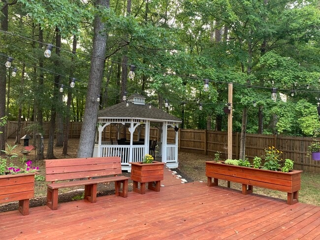 Building Photo - 4801 Buttonbush Dr