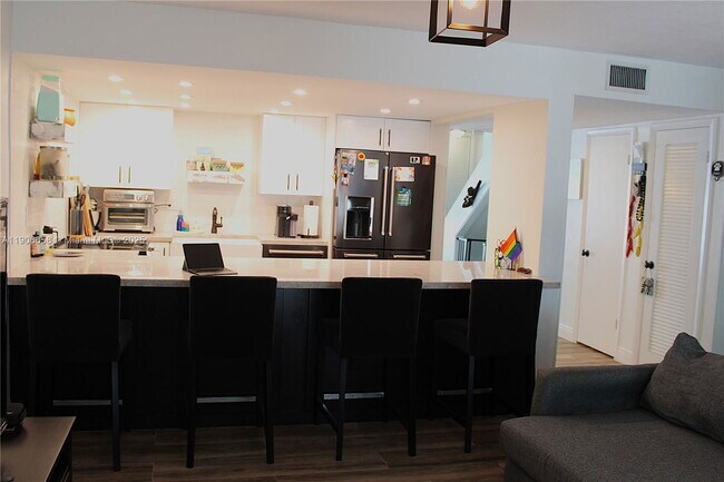 Building Photo - 9776 SW 92nd Terrace